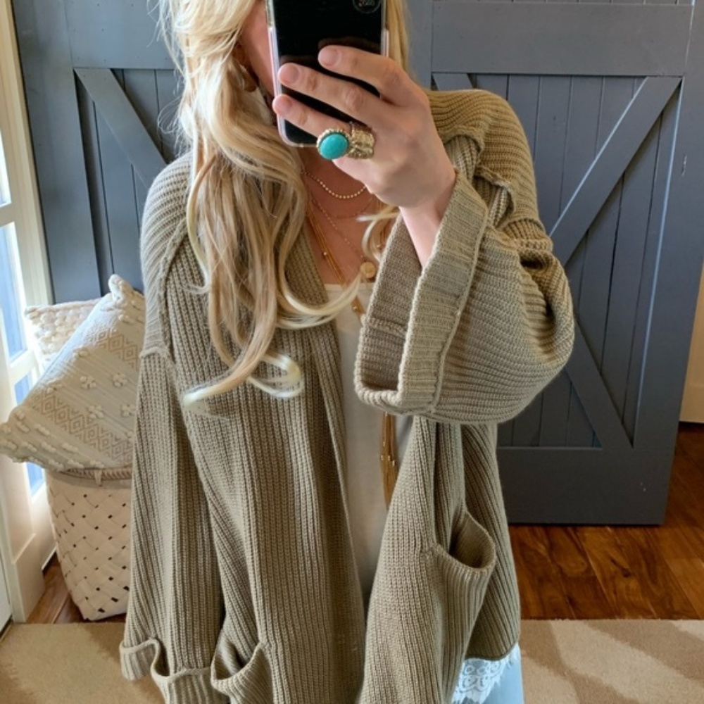 Cozy Oversized Boho Cardigan Pocketed Sweater Coat - Picture 2 of 4